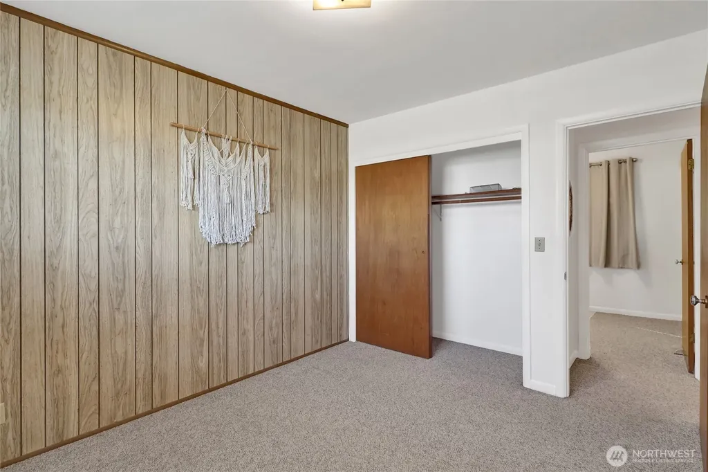 502 E Grover Street Lynden WA 98264