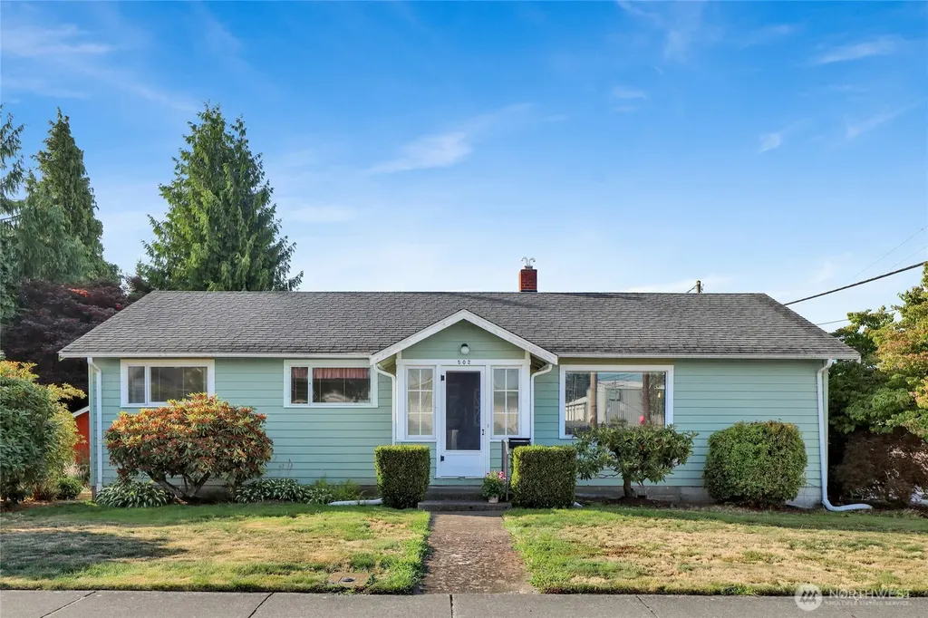 502 E Grover Street Lynden WA 98264