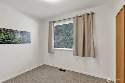 502 E Grover Street Lynden WA 98264