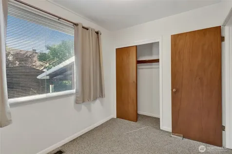 502 E Grover Street Lynden WA 98264