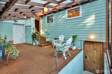 502 E Grover Street Lynden WA 98264