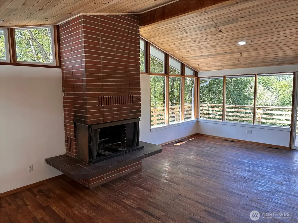 3219 Halverson Avenue Bremerton WA 98310