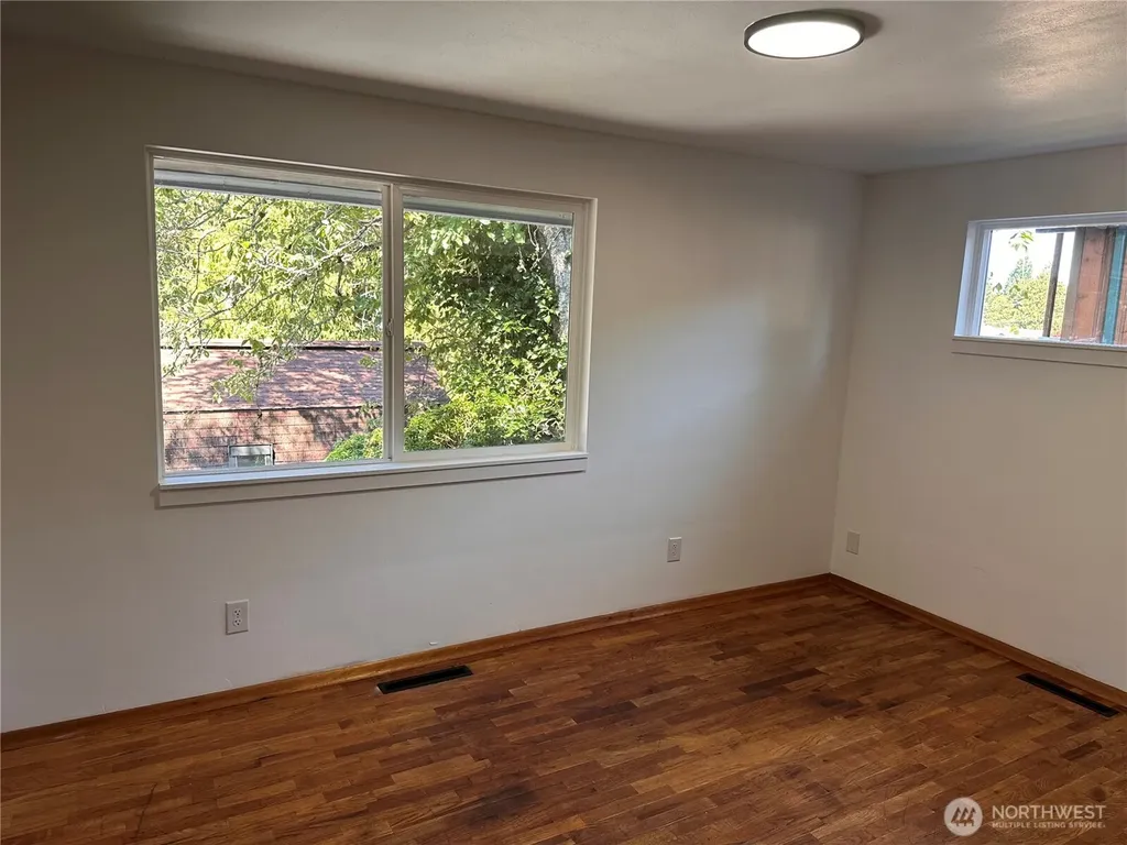 3219 Halverson Avenue Bremerton WA 98310