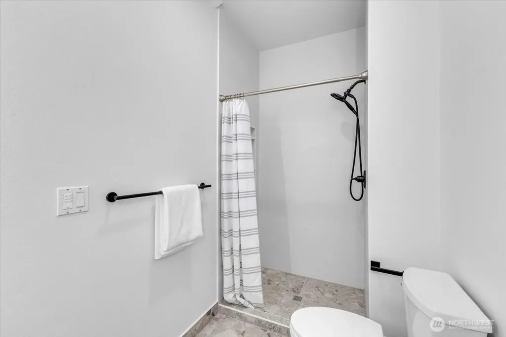 21119 SE 5th Street Sammamish WA 98074