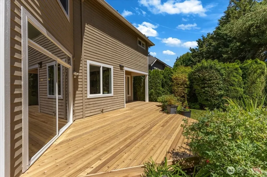 21119 SE 5th Street Sammamish WA 98074