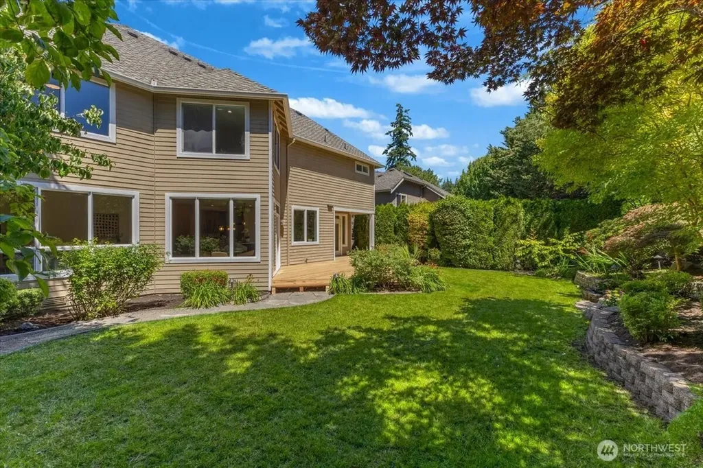 21119 SE 5th Street Sammamish WA 98074