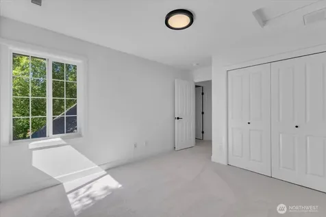 21119 SE 5th Street Sammamish WA 98074