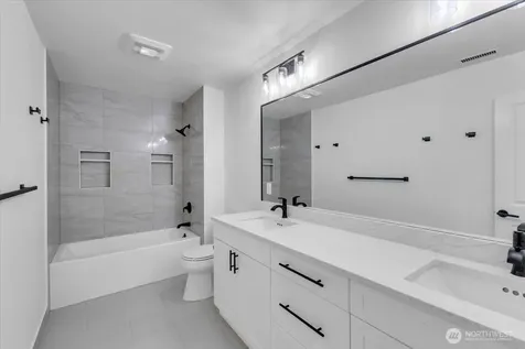 21119 SE 5th Street Sammamish WA 98074