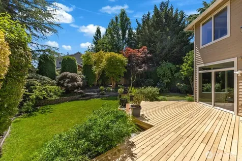 21119 SE 5th Street Sammamish WA 98074