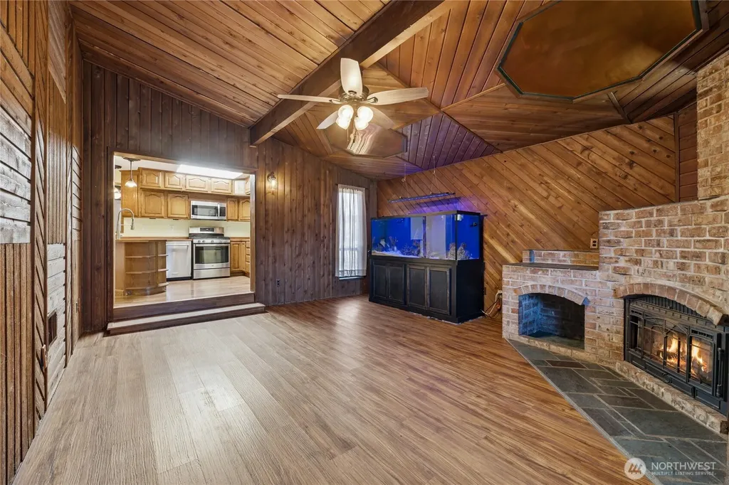 506 Calistoga Street W Orting WA 98360