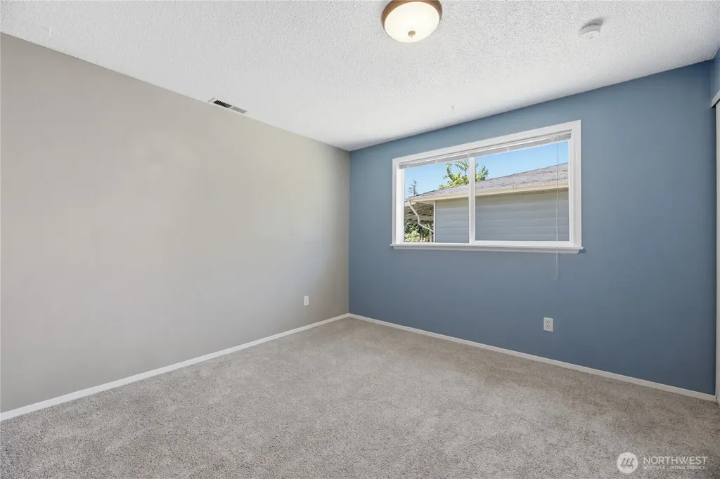 506 Calistoga Street W Orting WA 98360
