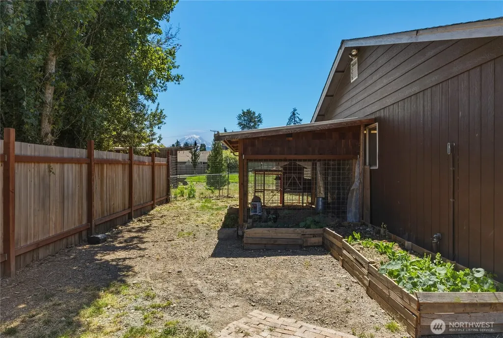 506 Calistoga Street W Orting WA 98360