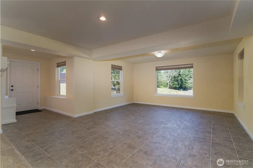 402 Troy Drive SE Centralia WA 98531
