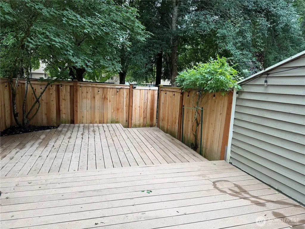 9613 NE 121st Lane Kirkland WA 98034