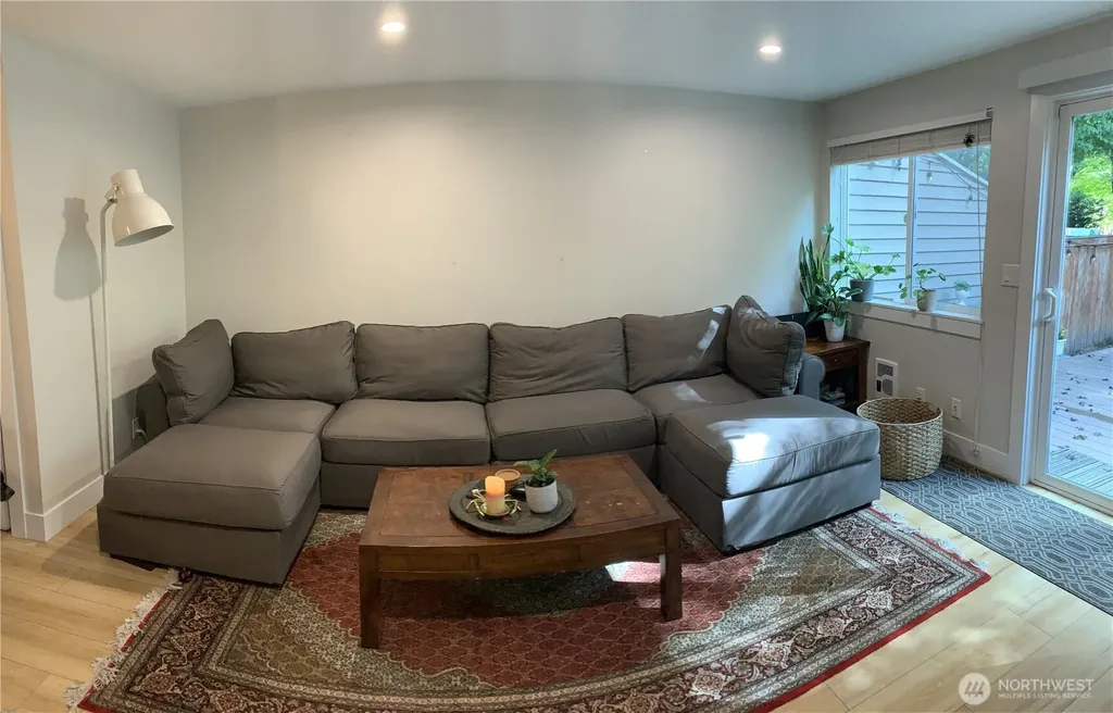 9613 NE 121st Lane Kirkland WA 98034