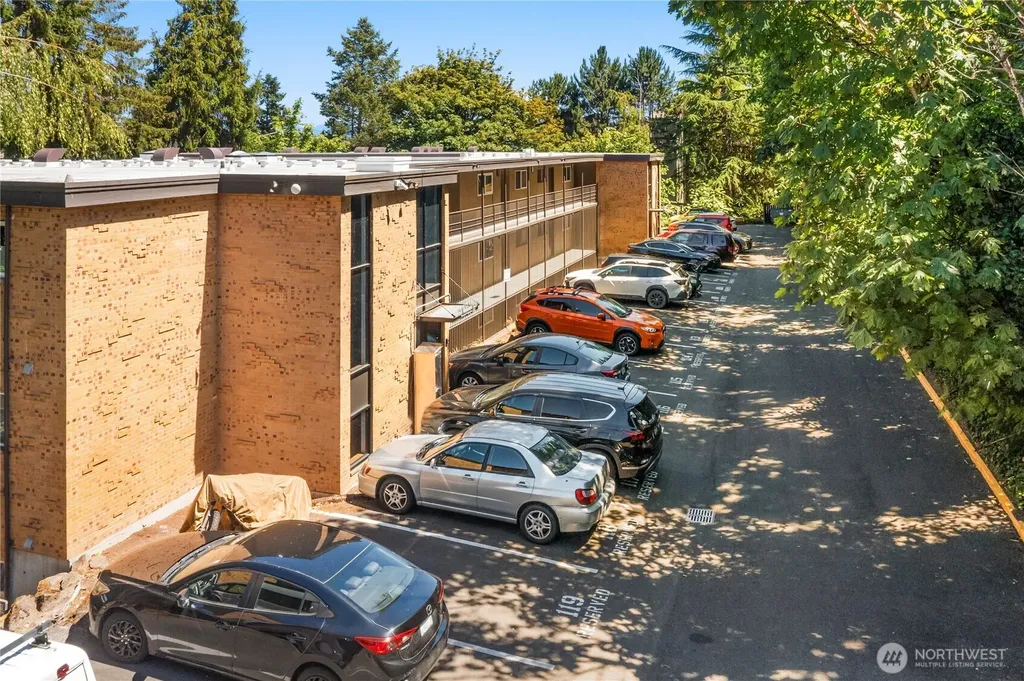 3816 11th Avenue W Seattle WA 98119