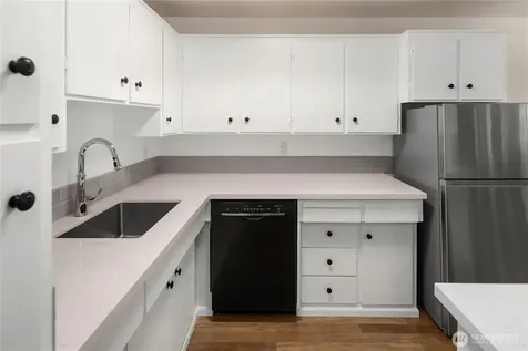 3816 11th Avenue W Seattle WA 98119