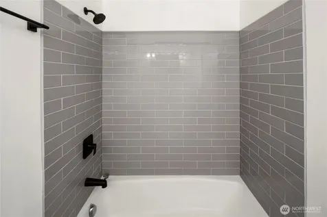 3816 11th Avenue W Seattle WA 98119