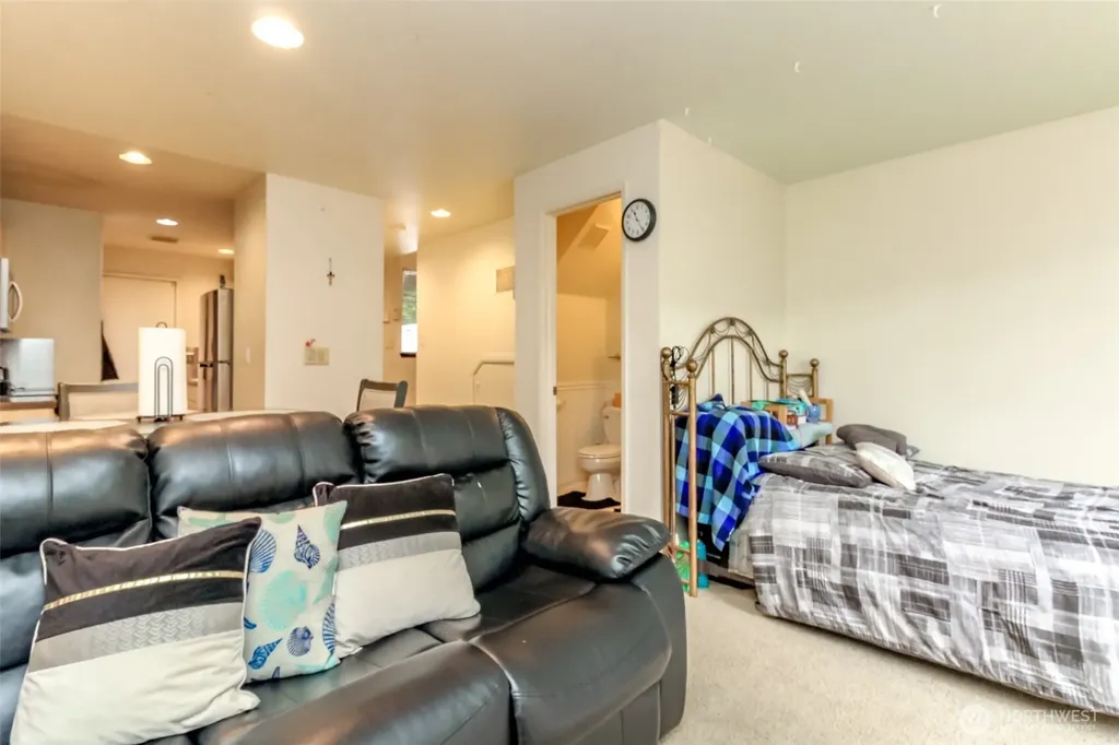1426 S 308th Lane Federal Way WA 98003