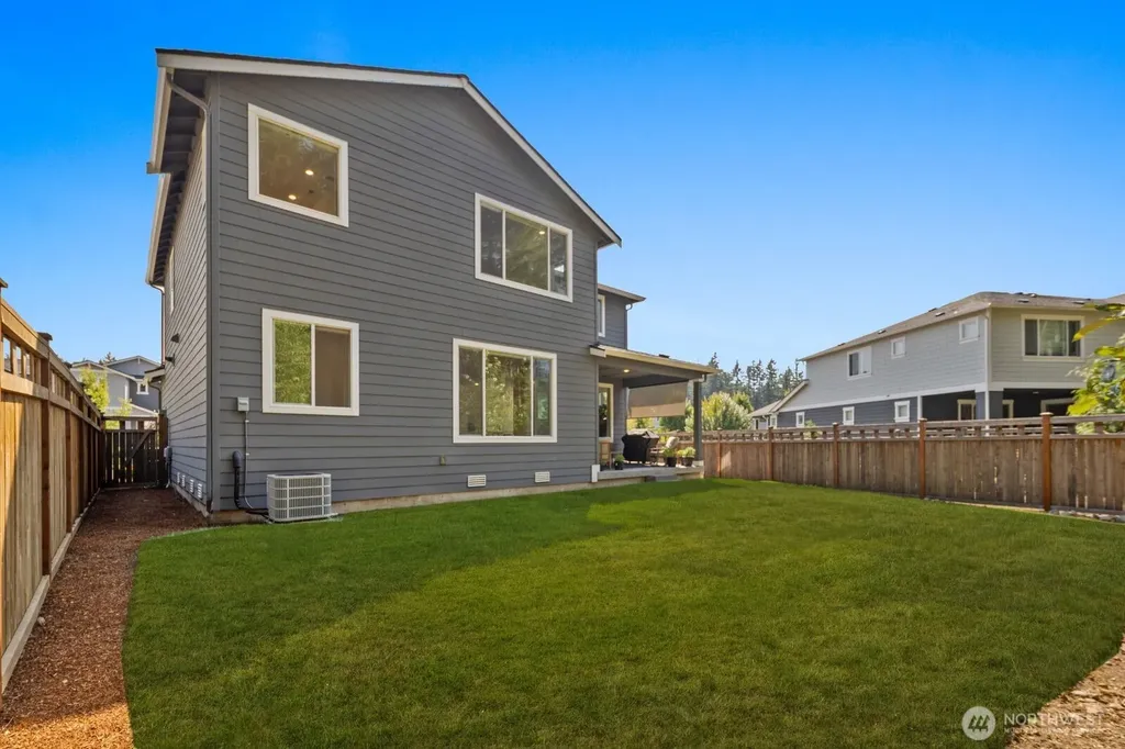 33030 SE Stevens Street Black Diamond WA 98010
