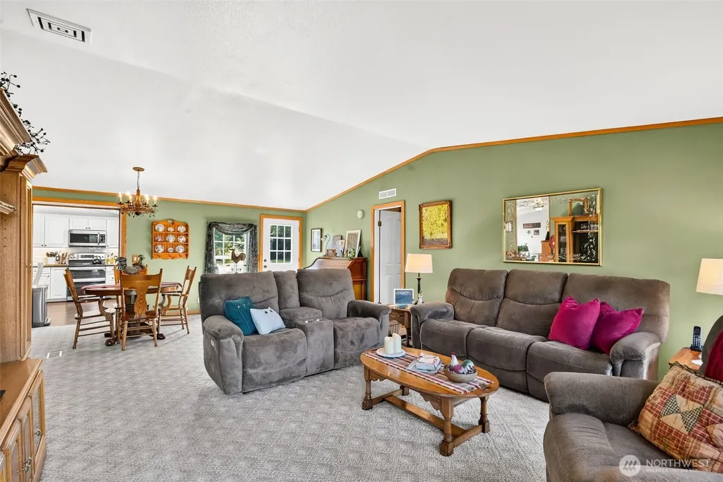 109 Bowers Road Chehalis WA 98532