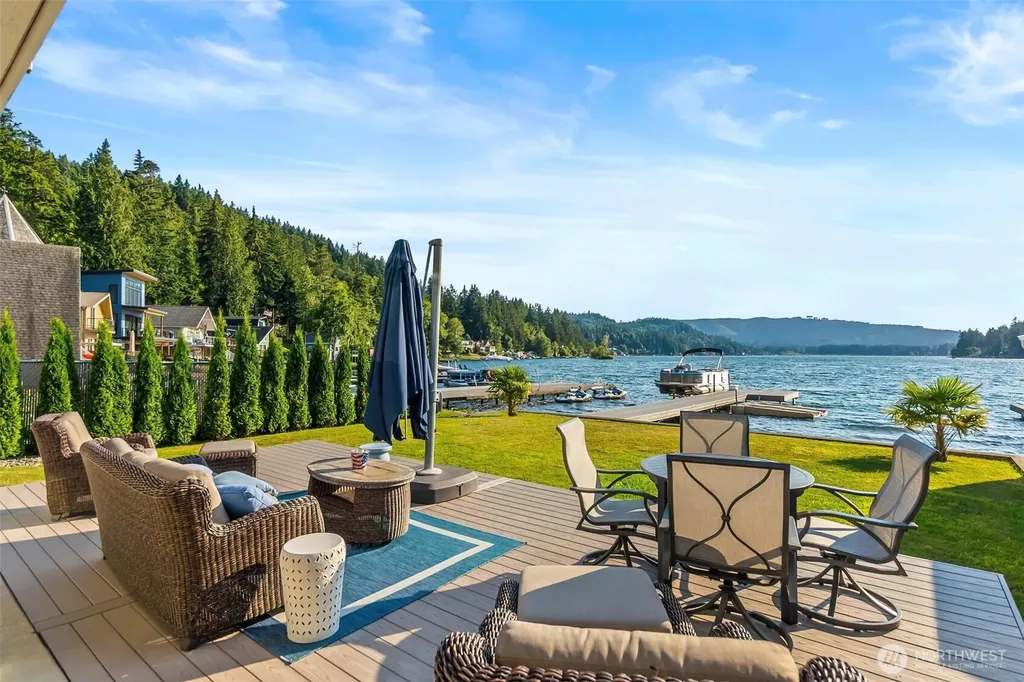 1325 Summit Lake Shore Rd NW Olympia WA 98502