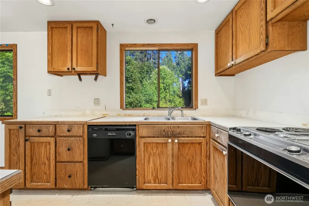 18515 NE 143rd Place Woodinville WA 98072