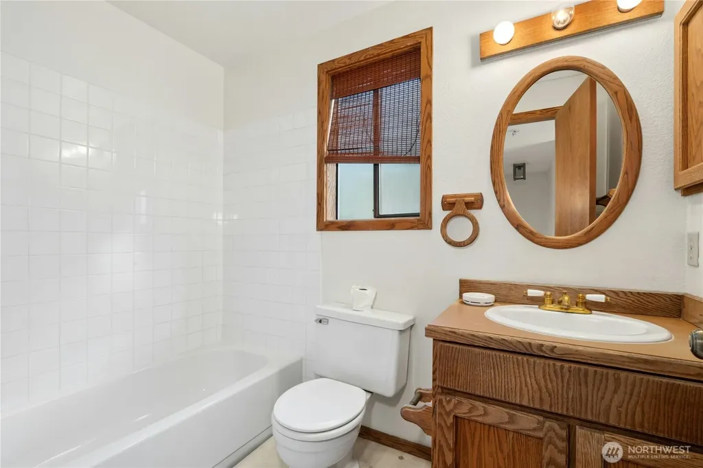 18515 NE 143rd Place Woodinville WA 98072