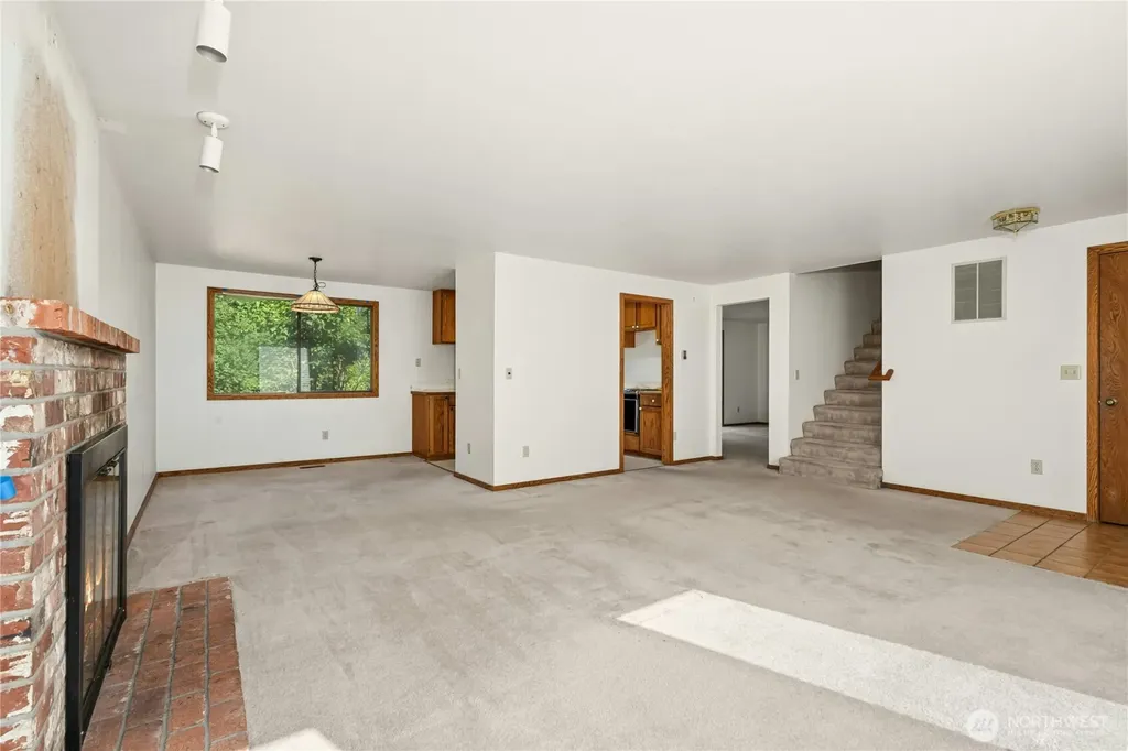 18515 NE 143rd Place Woodinville WA 98072