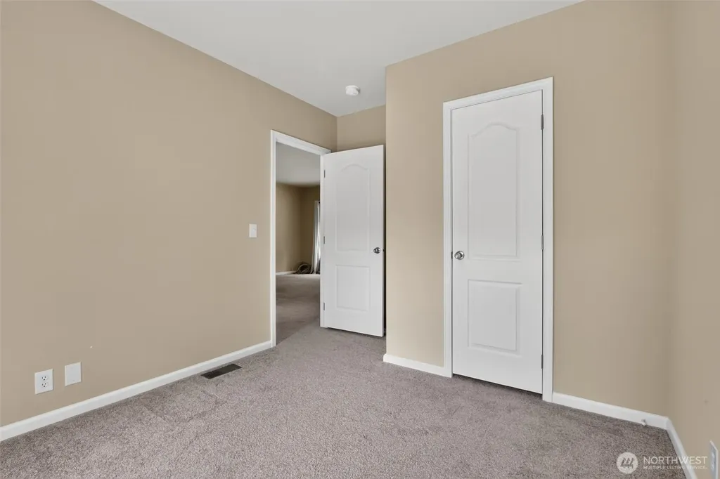27129 Lake Riley Road Arlington WA 98223