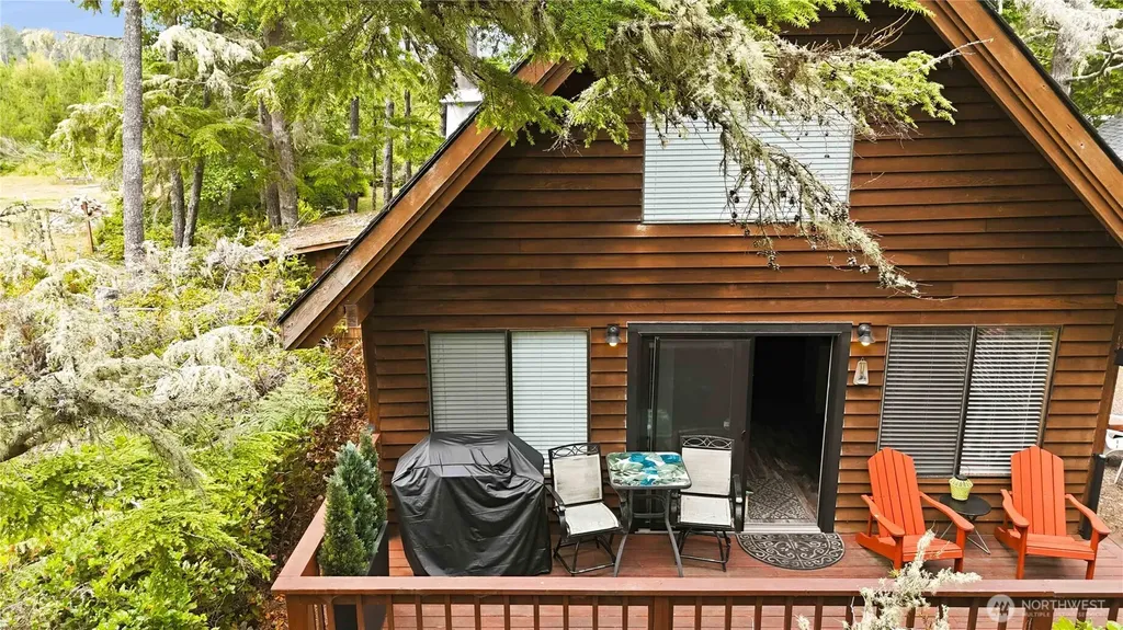 2015 229th Place Ocean Park WA 98640
