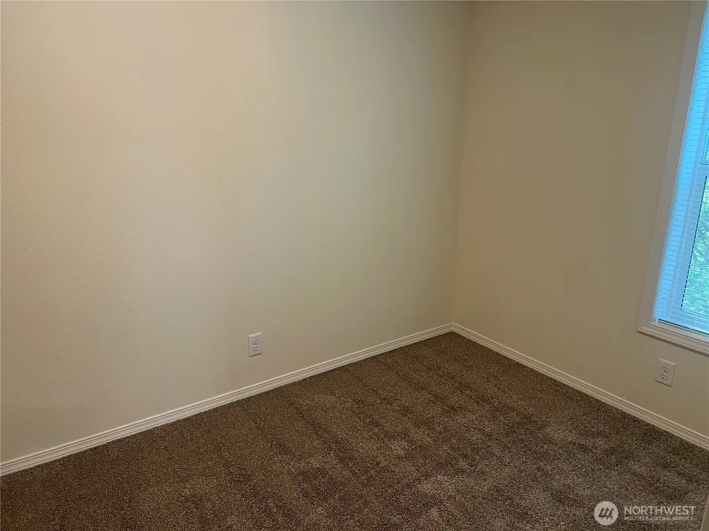 3371 SE Bielmeier Road Port Orchard WA 98367