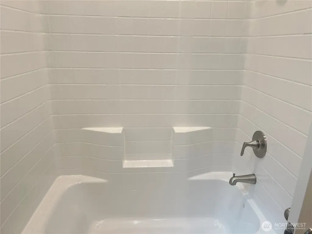 3371 SE Bielmeier Road Port Orchard WA 98367
