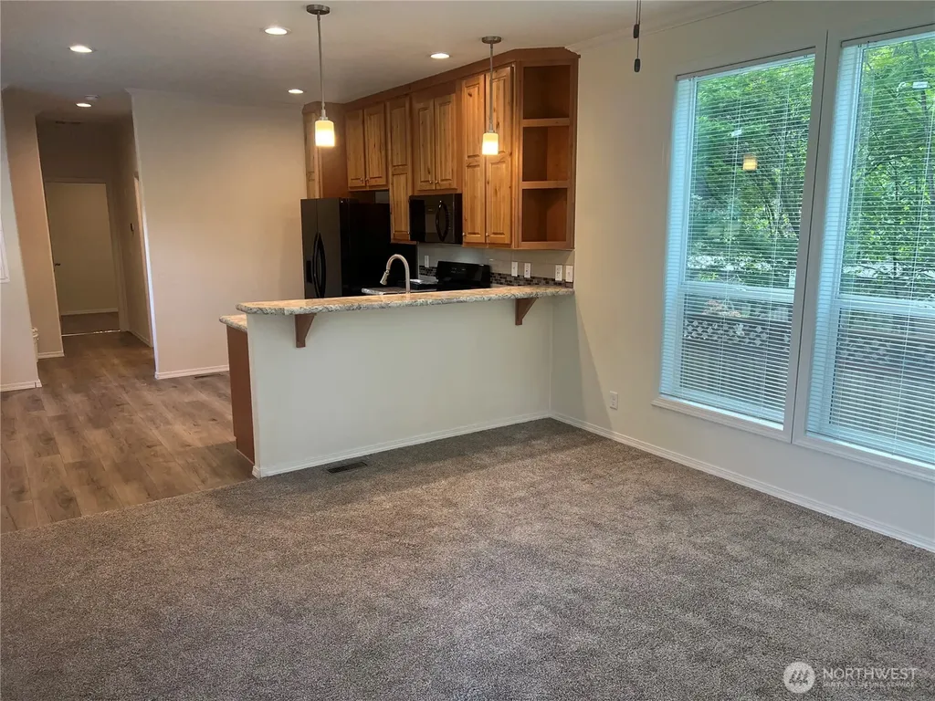 3371 SE Bielmeier Road Port Orchard WA 98367