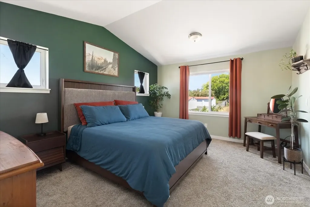 306 S Main Street Coupeville WA 98239