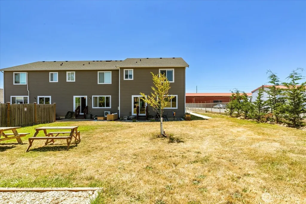 306 S Main Street Coupeville WA 98239