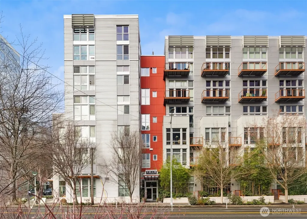 401 9th Avenue N Seattle WA 98109