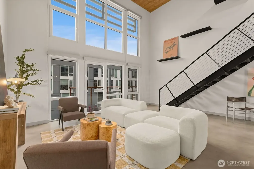 401 9th Avenue N Seattle WA 98109