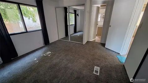 5210 90th Street E Tacoma WA 98446