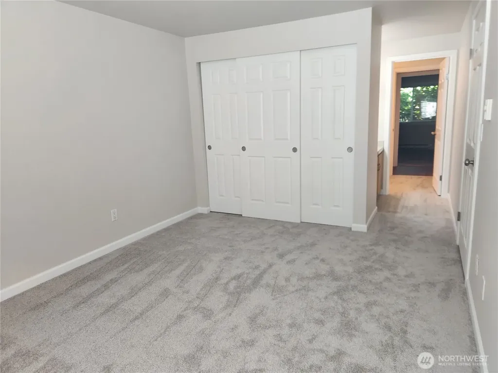 10014 NE 127th Place Kirkland WA 98034