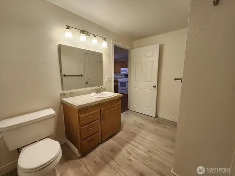10014 NE 127th Place Kirkland WA 98034