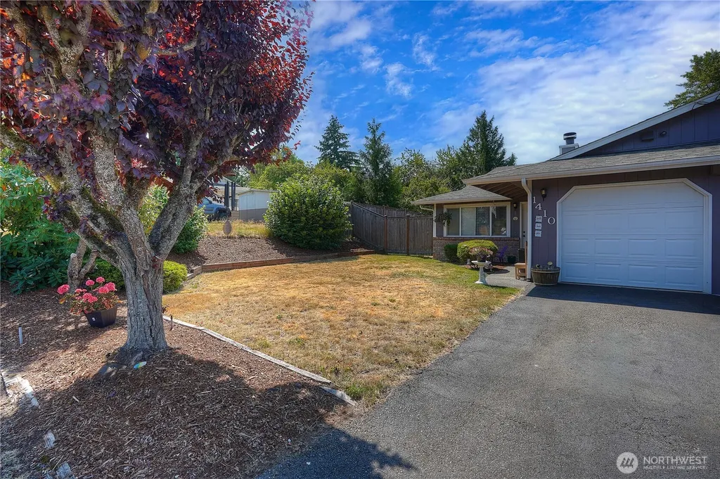 1408 103rd Street E Tacoma WA 98445