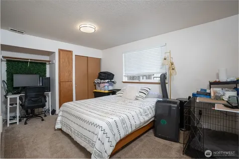 1408 103rd Street E Tacoma WA 98445