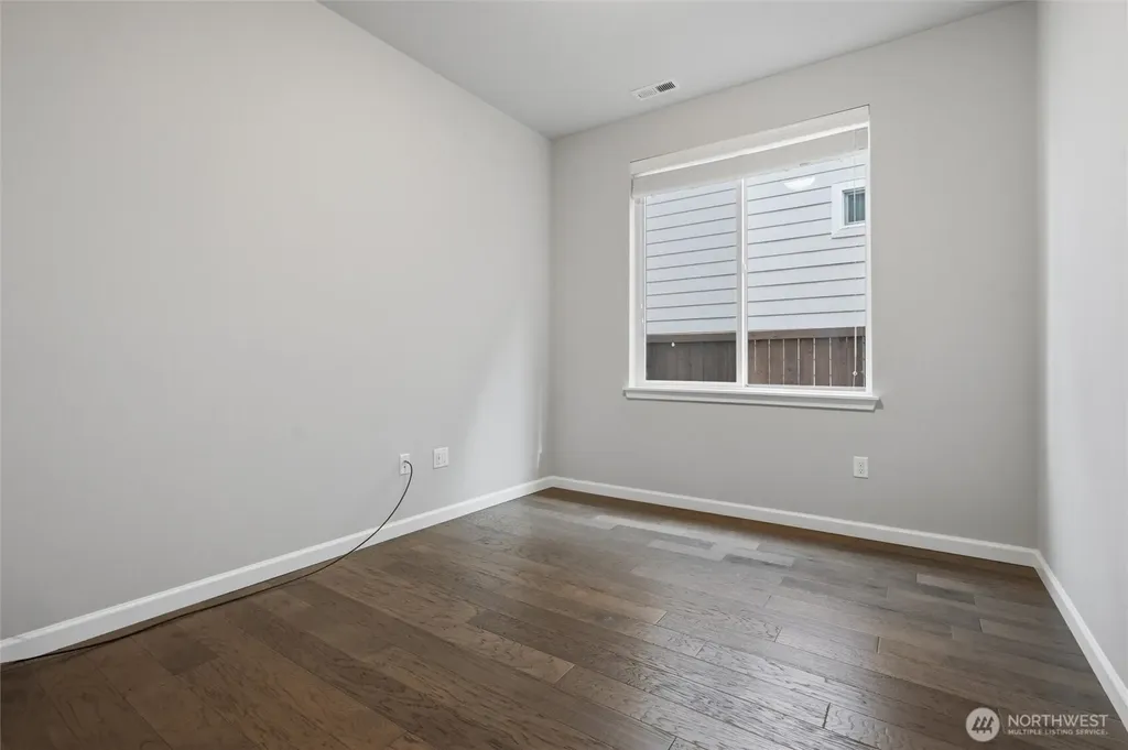 3890 Portside Drive Bremerton WA 98312