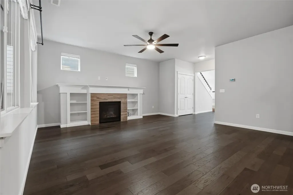 3890 Portside Drive Bremerton WA 98312