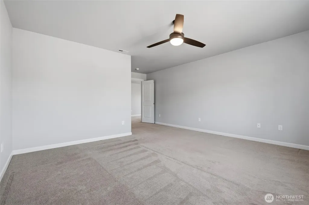 3890 Portside Drive Bremerton WA 98312