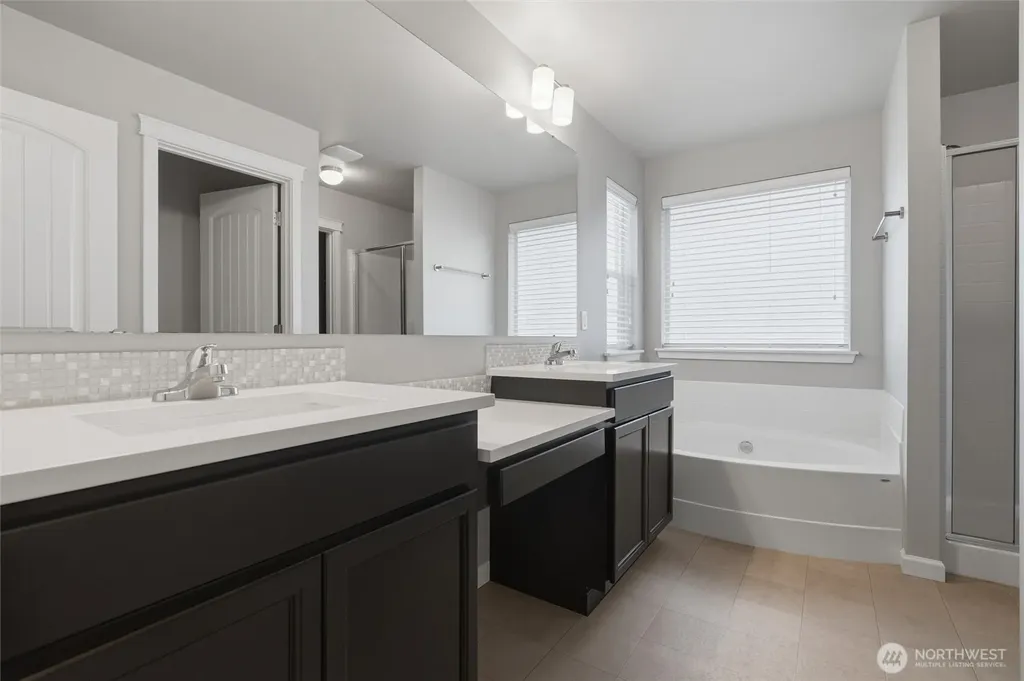 3890 Portside Drive Bremerton WA 98312