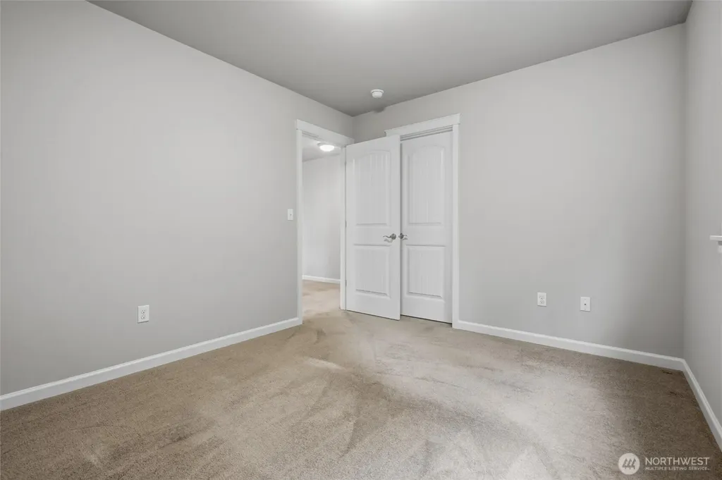 3890 Portside Drive Bremerton WA 98312
