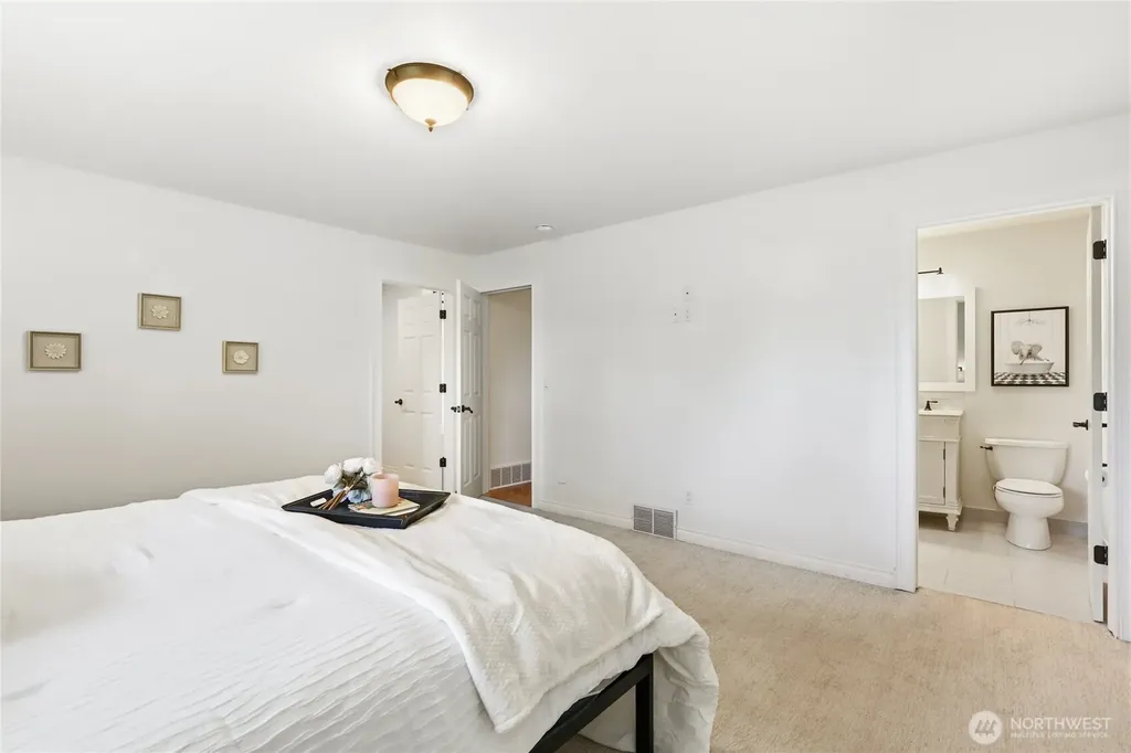 5417 99th Avenue NW Gig Harbor WA 98335