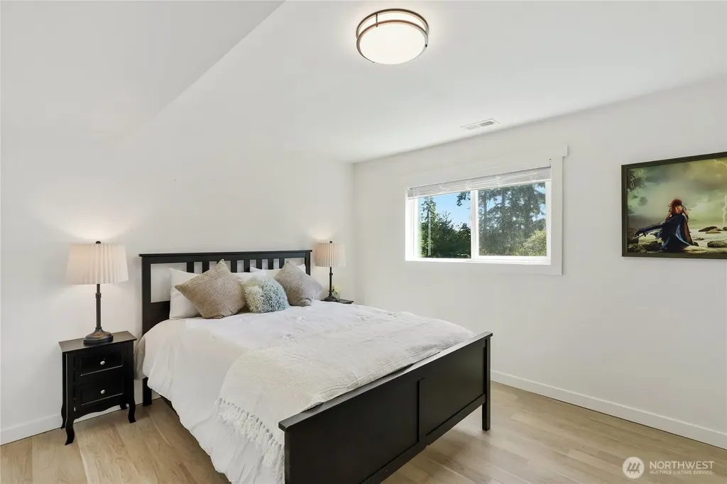 5417 99th Avenue NW Gig Harbor WA 98335